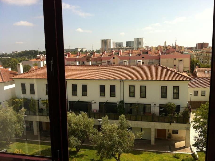 Lisbon Blue - Metro At Your Door Exterior photo